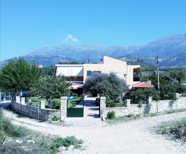Agrotourism Himara — view 5